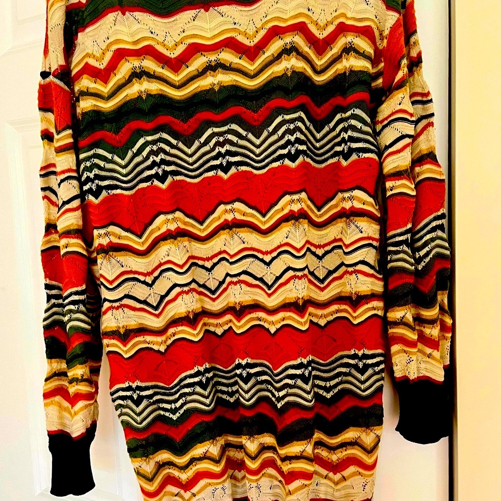 Beautiful Missoni sweater, good conditions, size 12-14